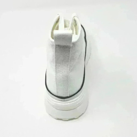 BRAND NEW IN BOX Steve Madden Molliee Sneaker White Fabric - Picture 5 of 9